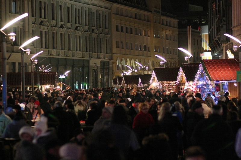 Felragyogtak az adventi fények