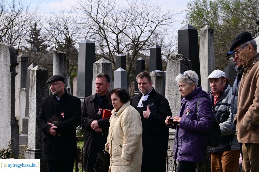 1848-as emlékező koszorúzás az izraelita temetőben - 2024