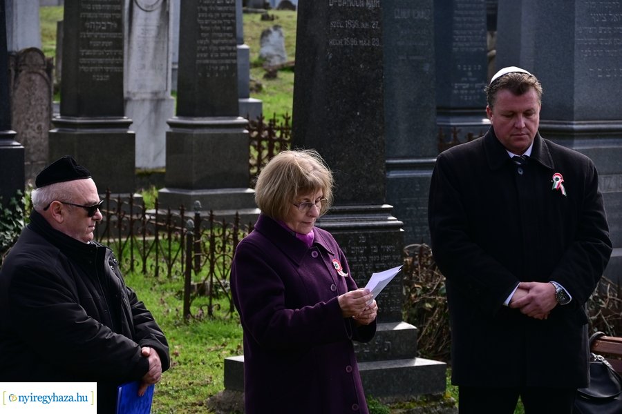 1848-as emlékező koszorúzás az izraelita temetőben - 2024