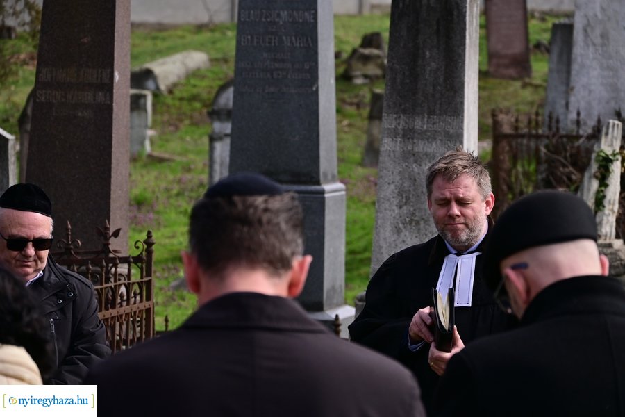 1848-as emlékező koszorúzás az izraelita temetőben - 2024