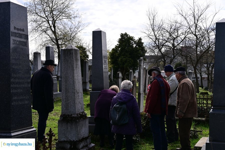 1848-as emlékező koszorúzás az izraelita temetőben - 2024