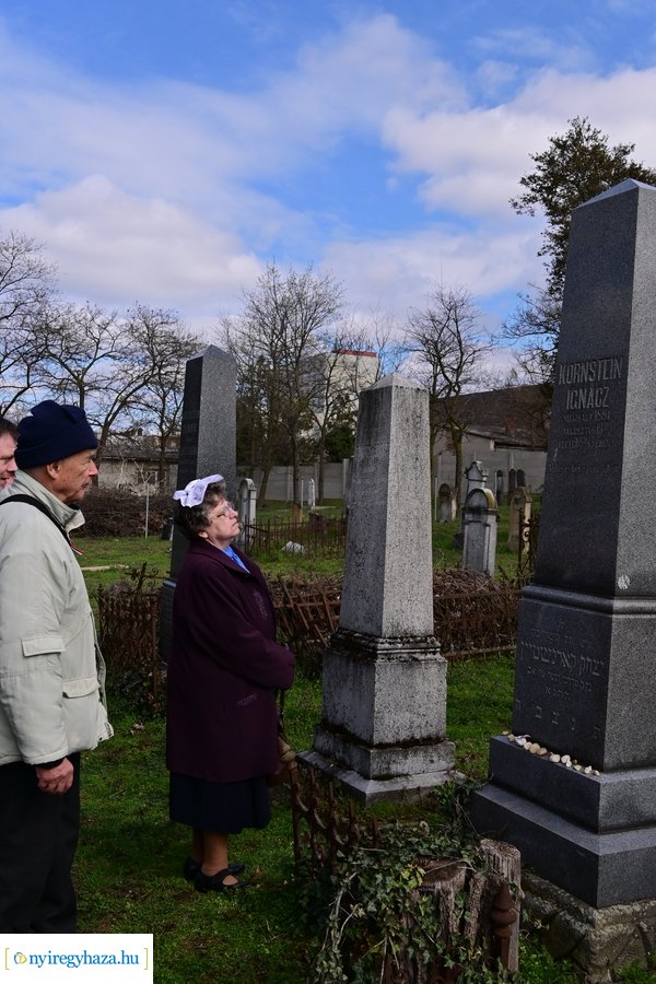 1848-as emlékező koszorúzás az izraelita temetőben - 2024