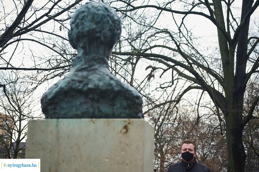 1848-as emlékező koszorúzások