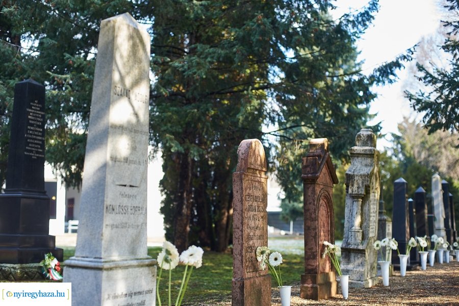 1848-as emlékező koszorúzások