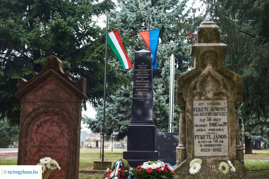 1848-as emlékező koszorúzások