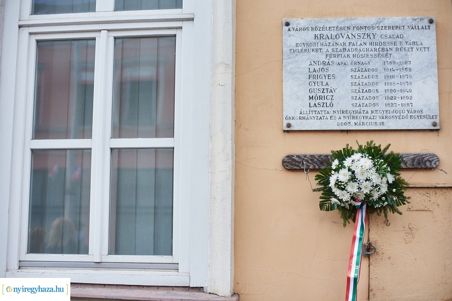 1848-as emlékező koszorúzások