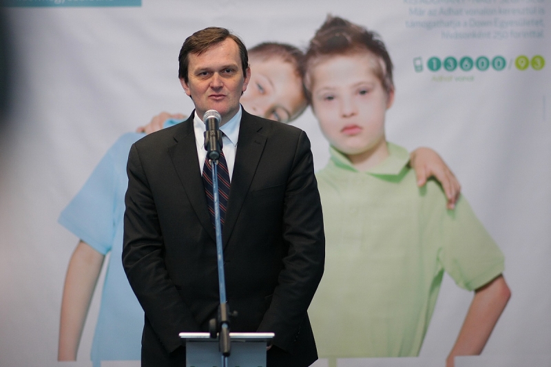 Átadták a Csodavárat