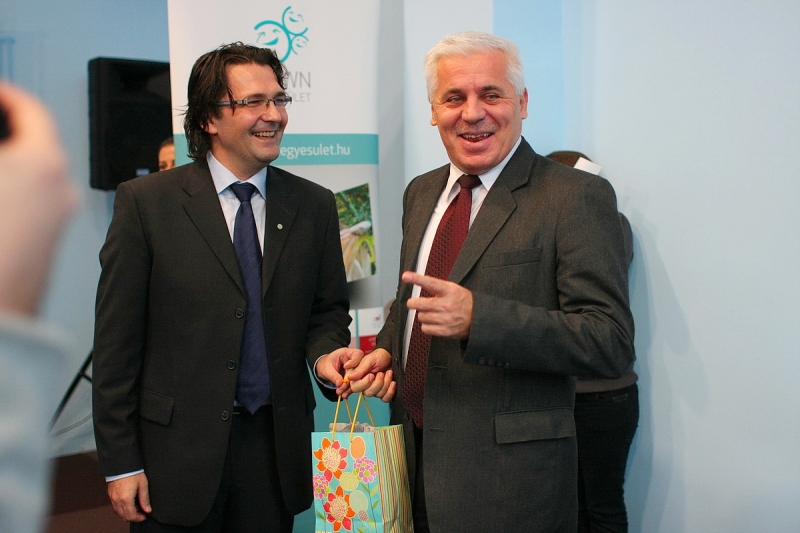 Átadták a Csodavárat