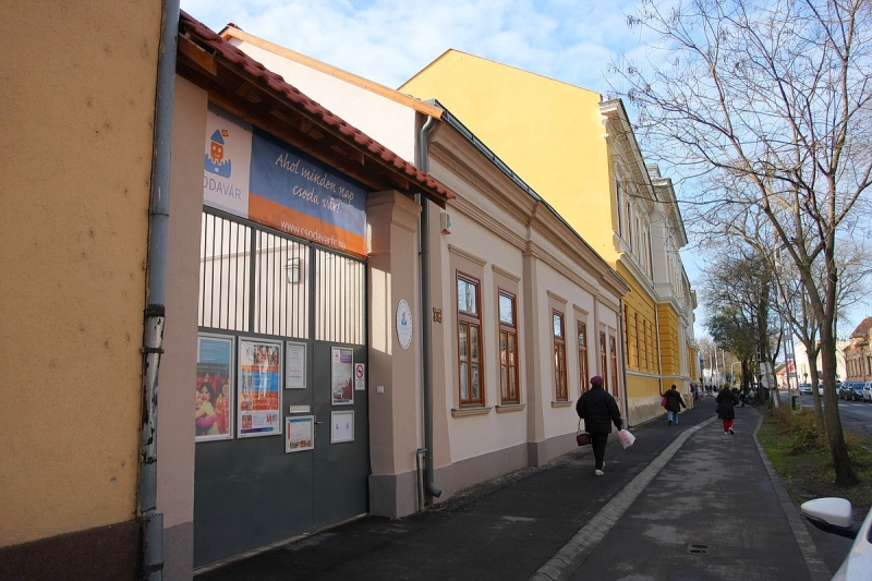 Átadták a Csodavárat