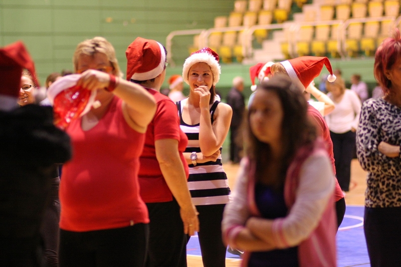 Ingyen zumba a Buszacsában