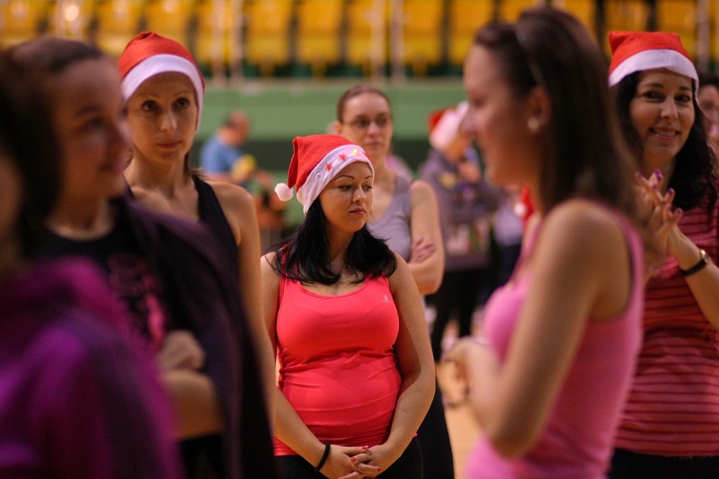 Ingyen zumba a Buszacsában