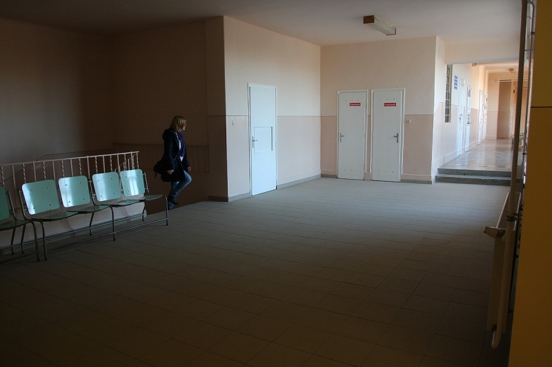 Átadták a felújított rendelőintézetet