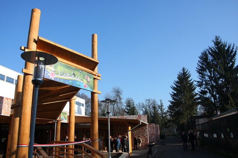 Átadták a Viktória házat