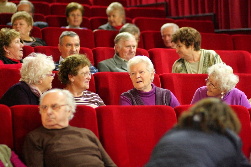 Ingyen vetítések nyugdíjasoknak