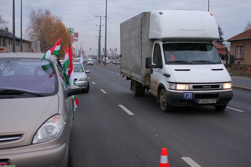 Szakszervezetek demonstráltak