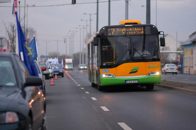 Szakszervezetek demonstráltak
