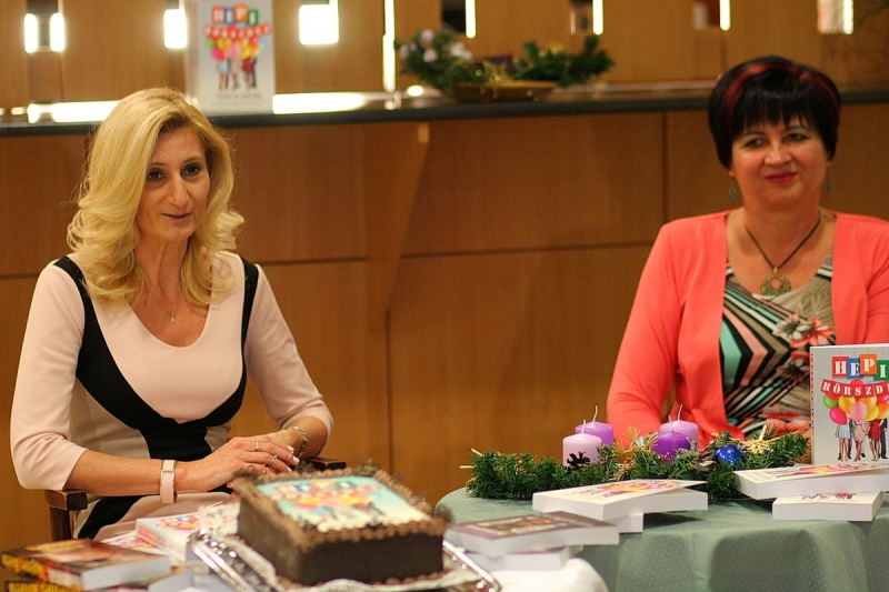 Bemutatták Ferenczik Adrienne új kötetét