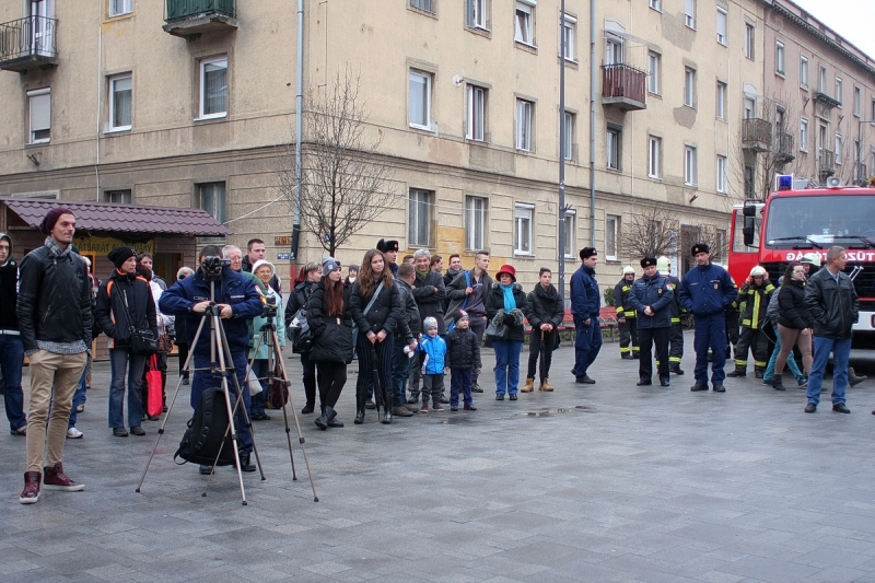 Figyelemfelkeltő gyakorlat a belvárosban
