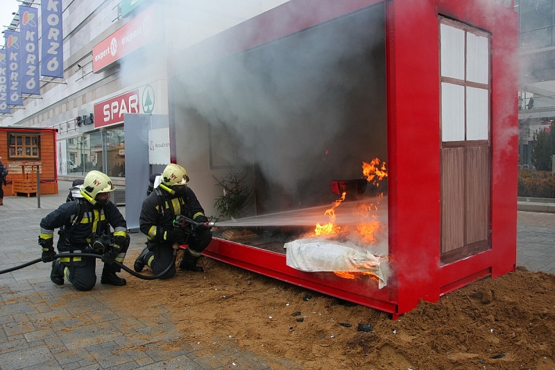 Figyelemfelkeltő gyakorlat a belvárosban