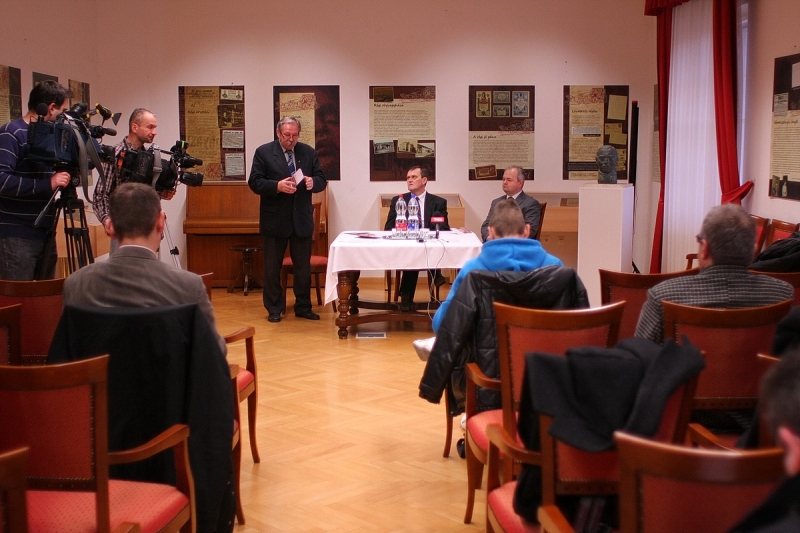 Magyar Huszár Alapítvány sajtótájékoztató