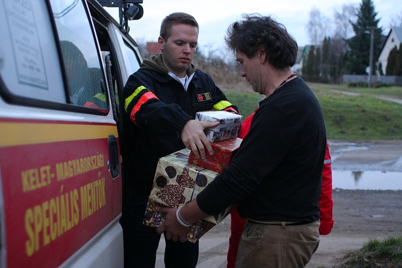 Cipősdoboz adományok érkeztek Butykára