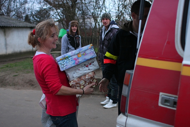 Cipősdoboz adományok érkeztek Butykára