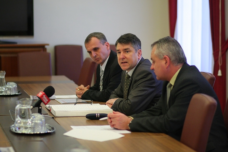 Lezárták a város temetői főkönyvét