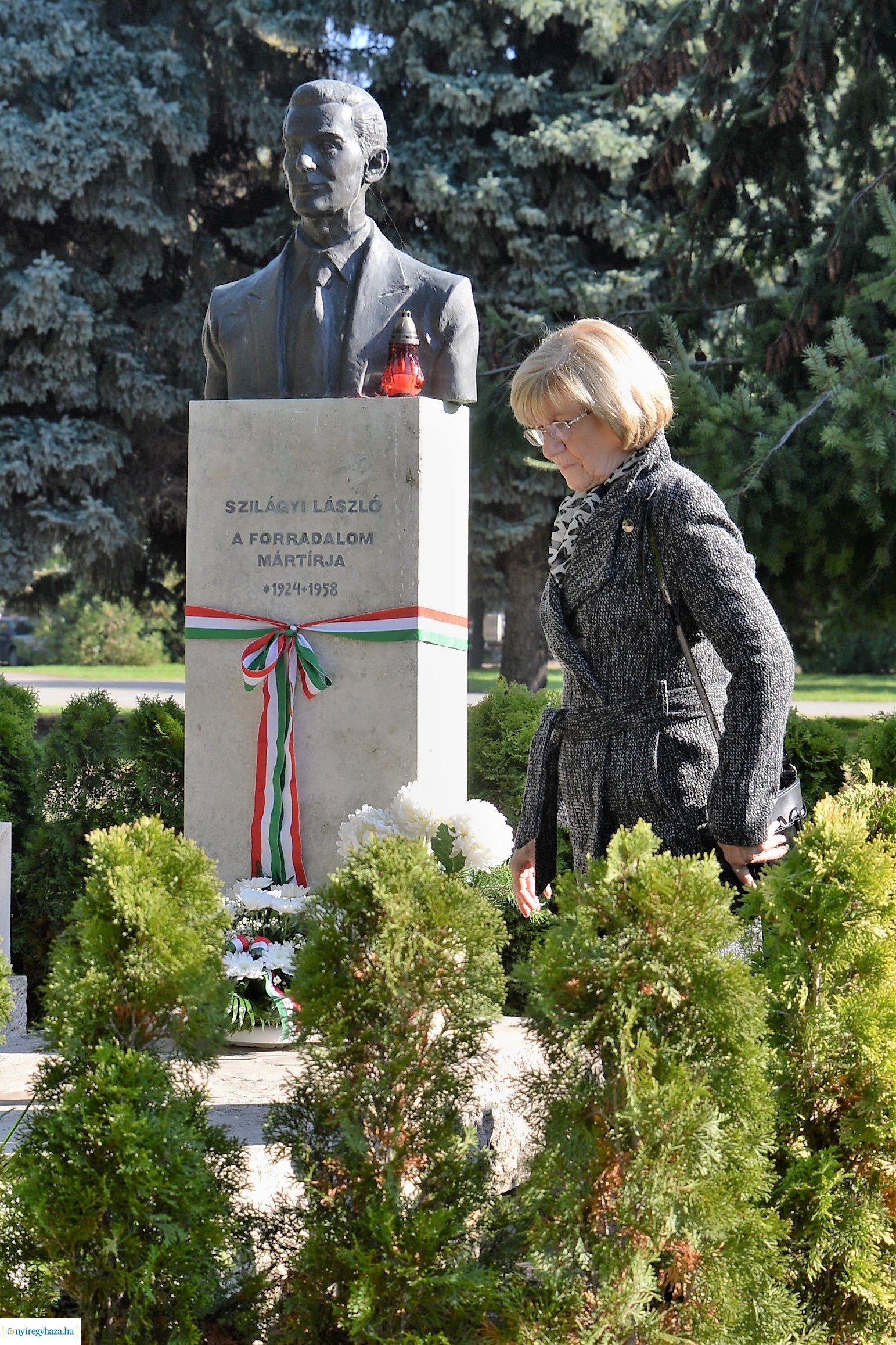 1956-os megemlékezés a temetőben