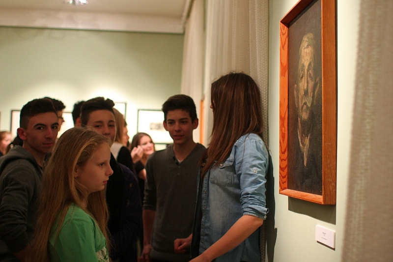 Rendhagyó tárlatvezetés