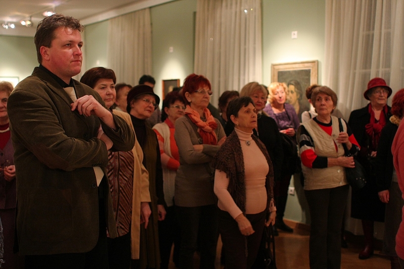 Rendhagyó tárlatvezetés