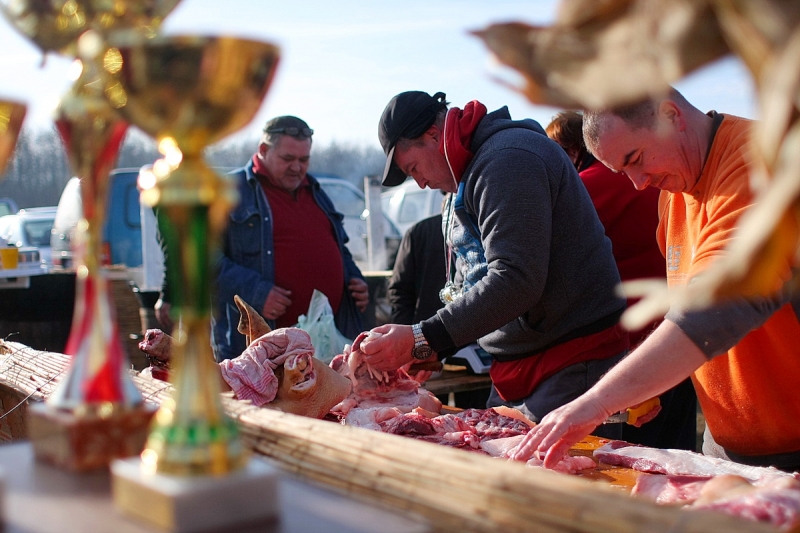 Böllérverseny Napkoron