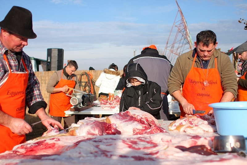 Böllérverseny Napkoron