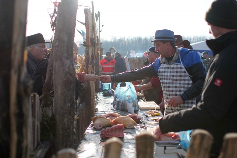 Böllérverseny Napkoron