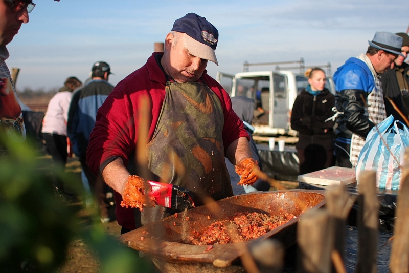 Böllérverseny Napkoron