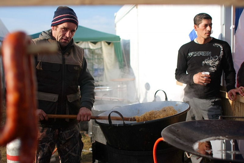 Böllérverseny Napkoron