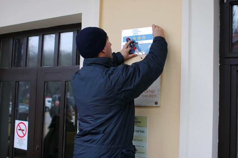 Háromcsillagos a Fürdőház