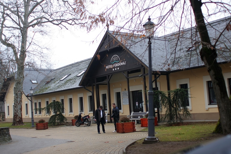 Háromcsillagos a Fürdőház