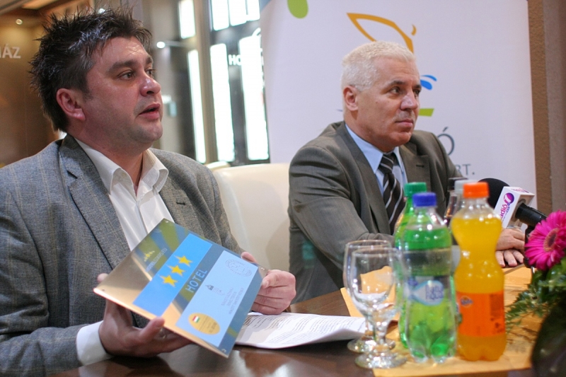 Háromcsillagos a Fürdőház