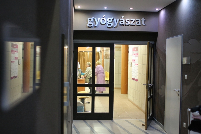 Háromcsillagos a Fürdőház