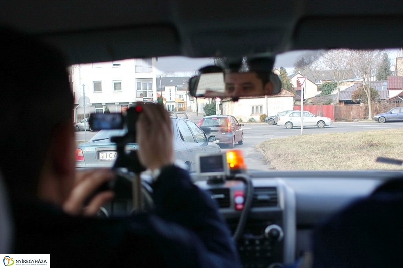 Kamerával ellenőriznek 