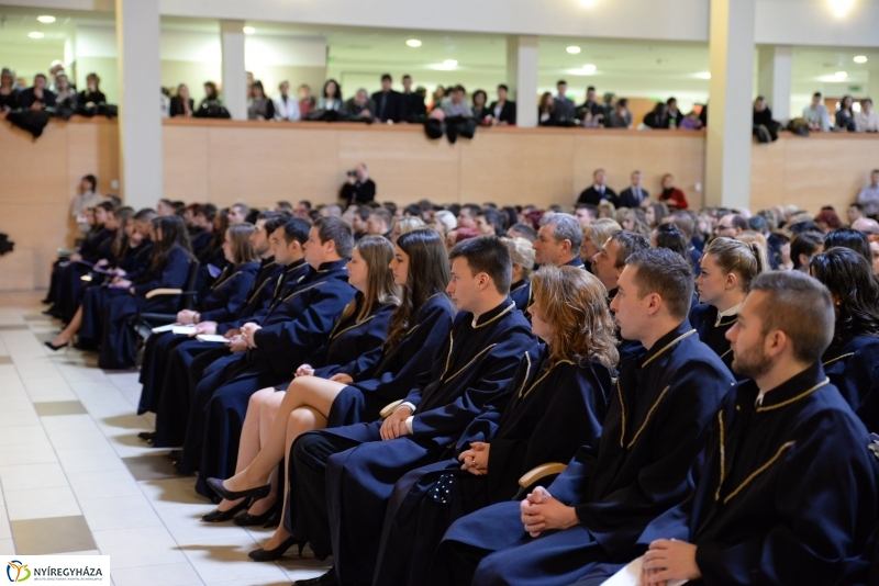 Oklevél átadó ünnepség a Nyíregyházi Főiskolán