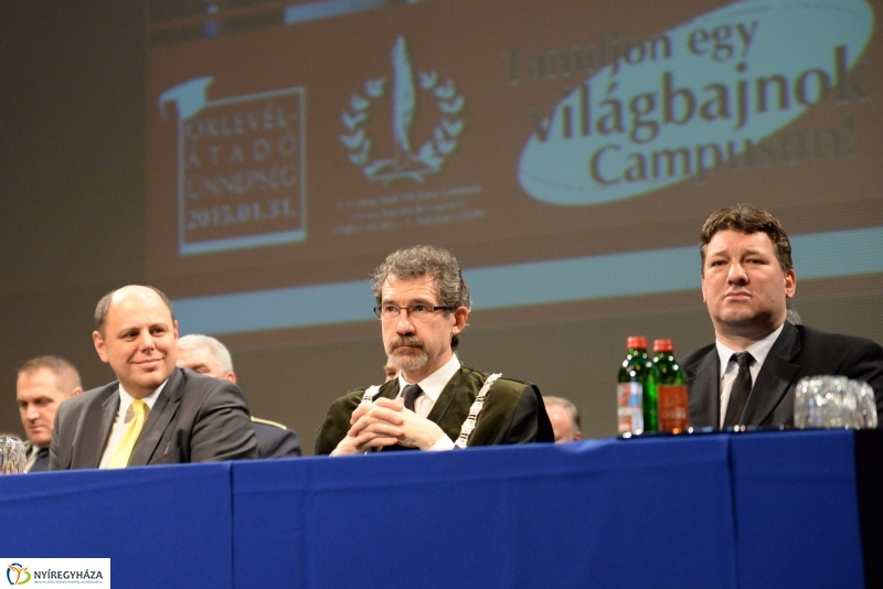 Oklevél átadó ünnepség a Nyíregyházi Főiskolán