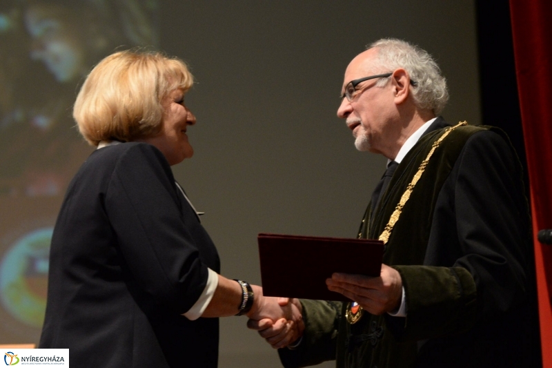 Oklevél átadó ünnepség a Nyíregyházi Főiskolán