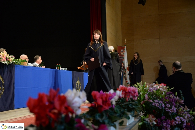 Oklevél átadó ünnepség a Nyíregyházi Főiskolán