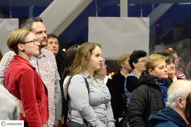 hARCosok - kiállításmegnyitó a Korzóban