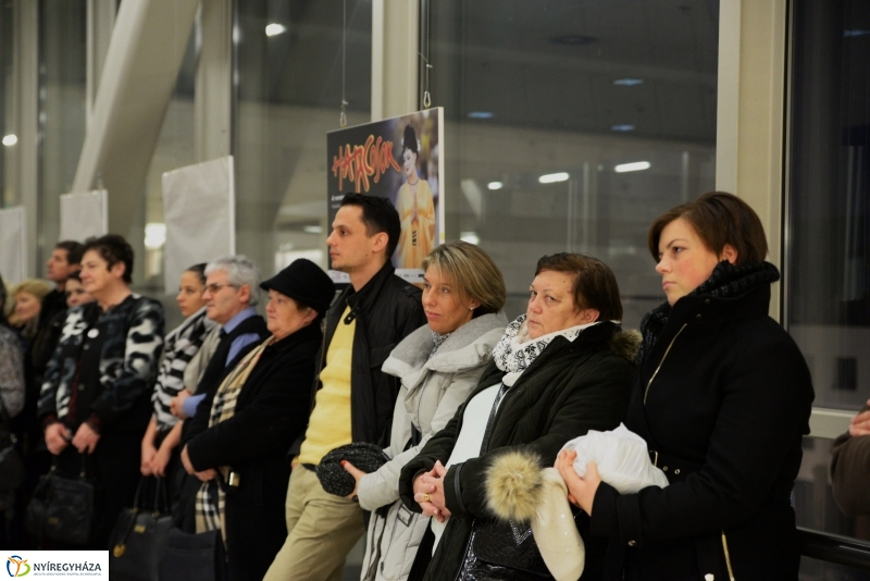 hARCosok - kiállításmegnyitó a Korzóban