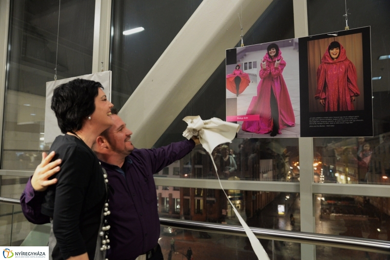 hARCosok - kiállításmegnyitó a Korzóban