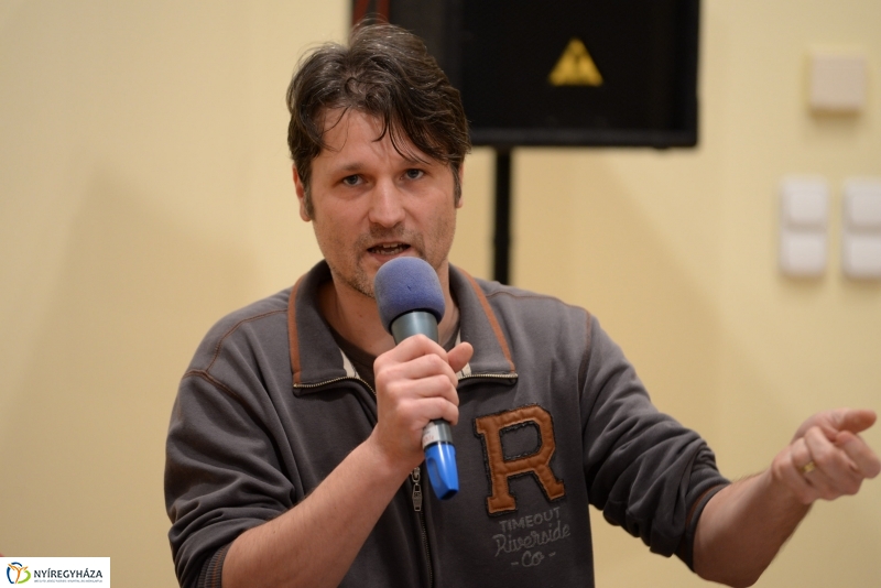 Beszélgetés Király Leventével