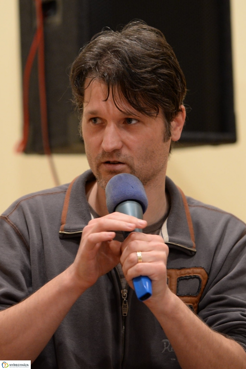 Beszélgetés Király Leventével