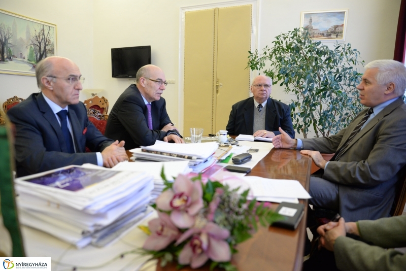 Szlovák kereskedelmi tanácsos a Városházán